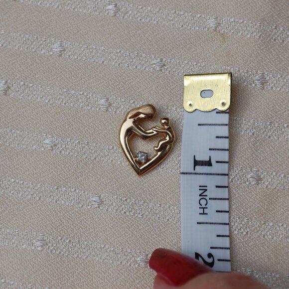 14k Yellow Gold Mother & Child Heart-Shaped Pendant With Diamond Accent - Picture 9 of 11